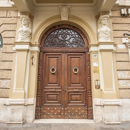 Latte & Biscotti Bed & Breakfast Rome Exterior photo